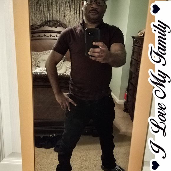 Meet your Posher, Fitzroy - Picture 1 of 1